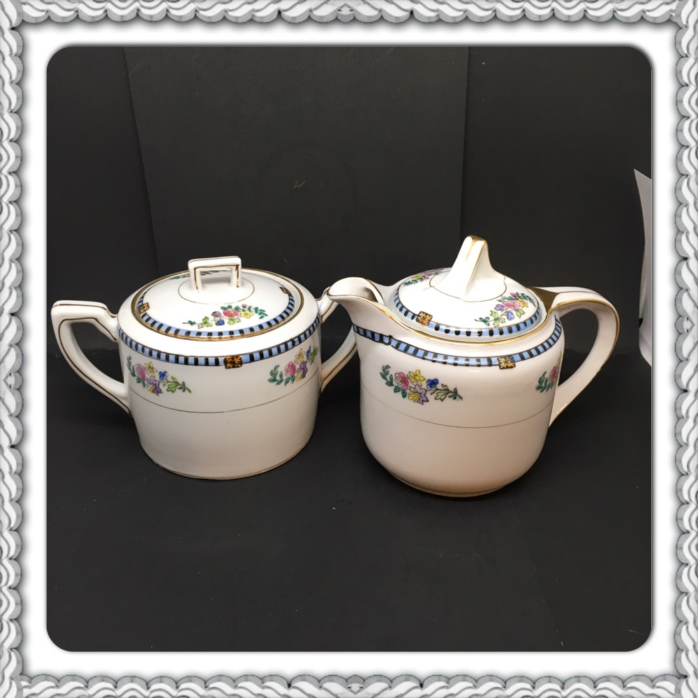 Cream and Sugar Set